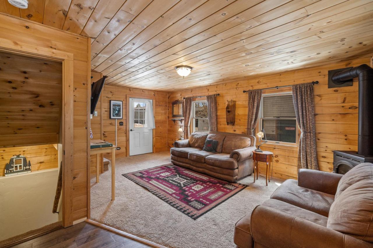 Hotel The Bucking Moose West Yellowstone Exteriér fotografie