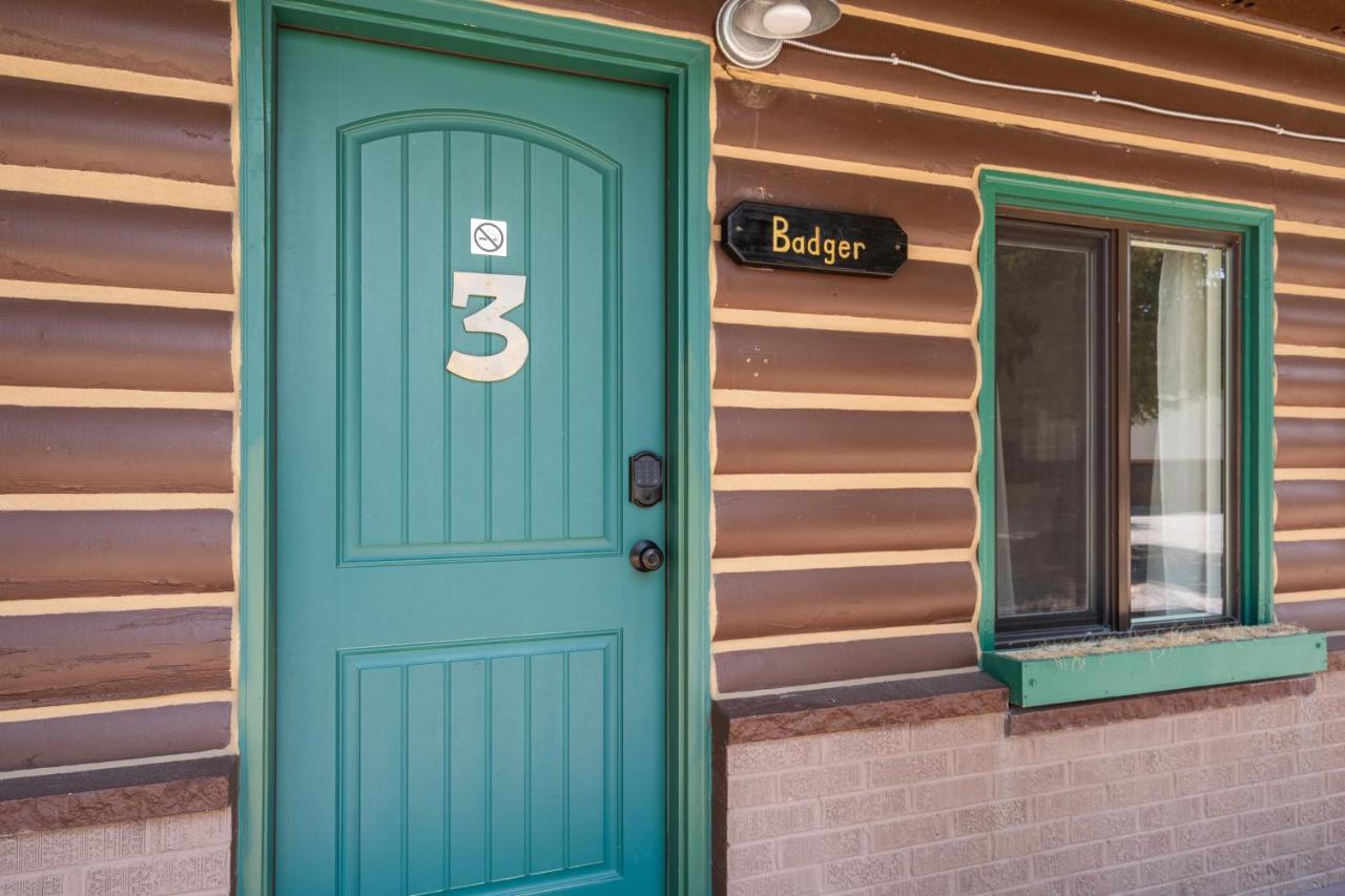 Hotel The Bucking Moose West Yellowstone Exteriér fotografie