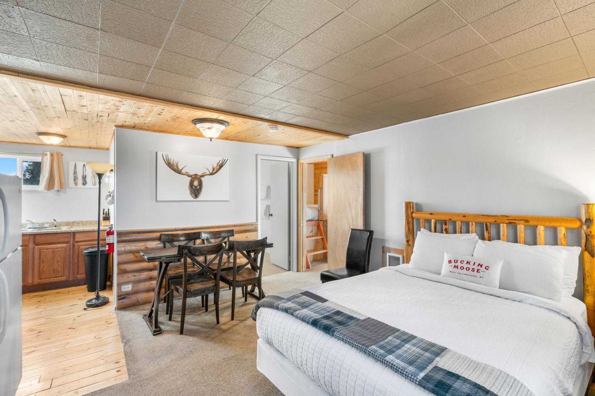 Hotel The Bucking Moose West Yellowstone Exteriér fotografie