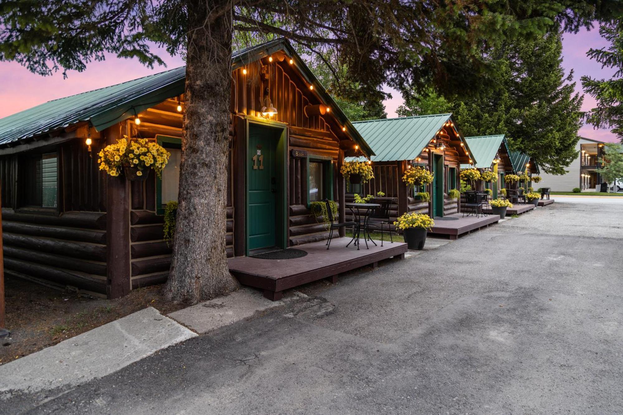 Hotel The Bucking Moose West Yellowstone Exteriér fotografie