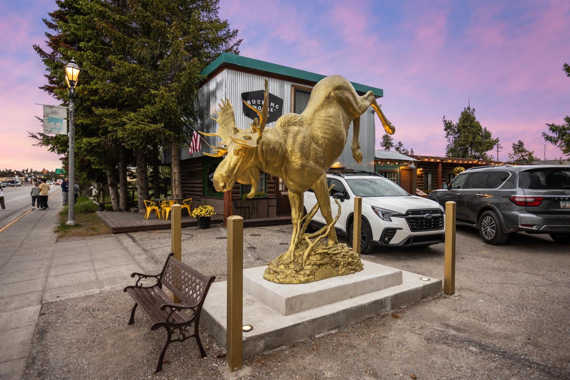 Hotel The Bucking Moose West Yellowstone Exteriér fotografie
