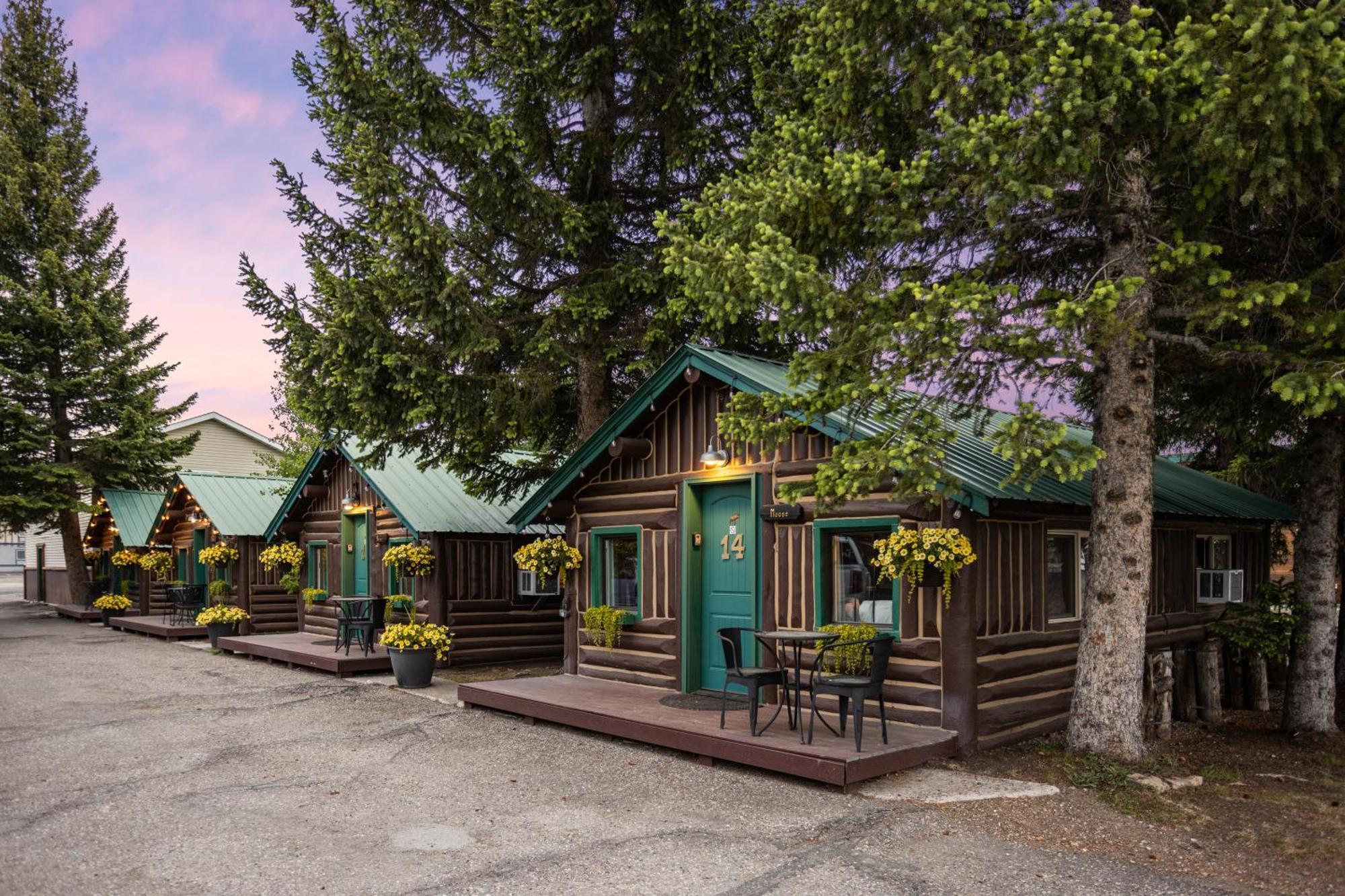 Hotel The Bucking Moose West Yellowstone Exteriér fotografie